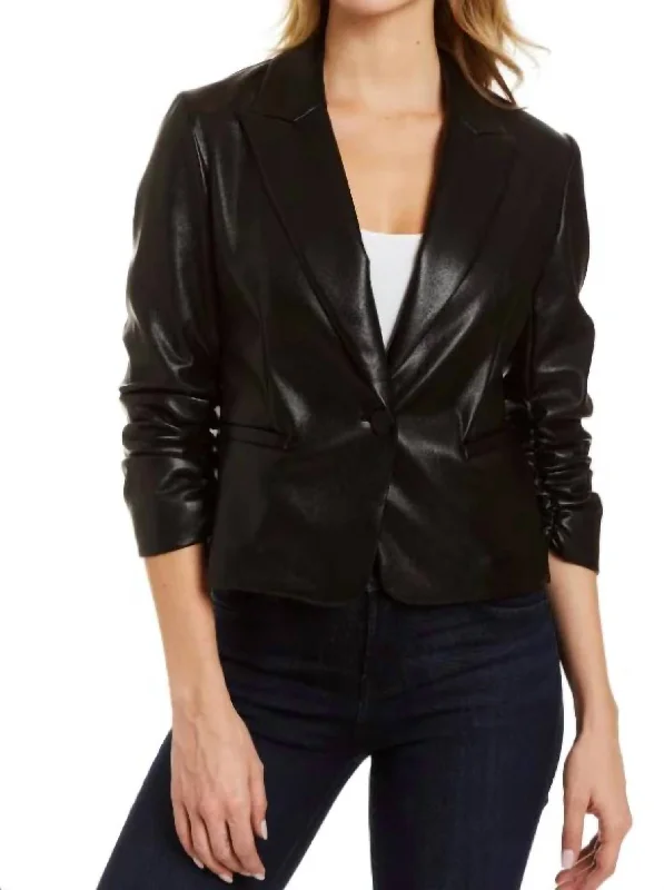 Suzie Blazer In Black