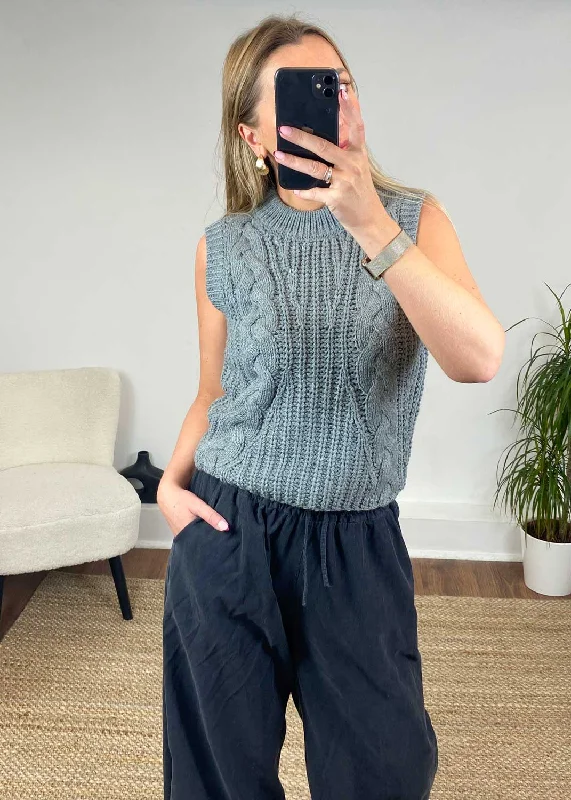 Keys Cable Knit Tank Top in Grey